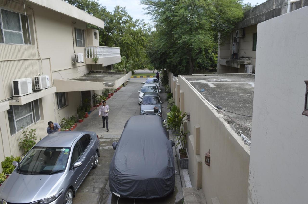 New Shelton Guest House Islamabad Exterior photo